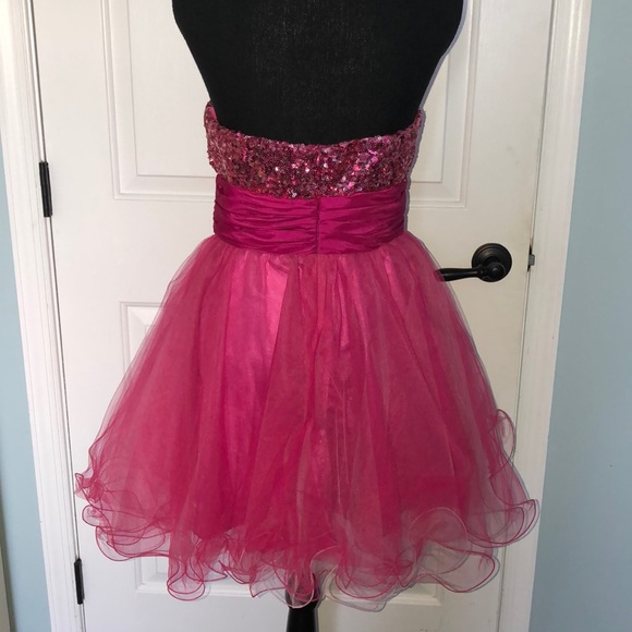 Beautiful sweet 16 dress - Picture 4 of 4